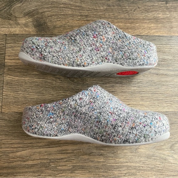 NEW FitFlop Women’s Shuv Soft Grey Speckled Felt Mules Clogs Slippers, Size US 6 - Picture 9 of 12